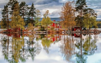 Beautiful Lake Reflection