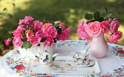 Gorgeous Pink Roses with Tea