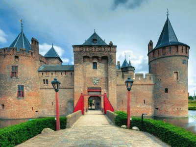 Muiderslot-Castle-in-Netherlands