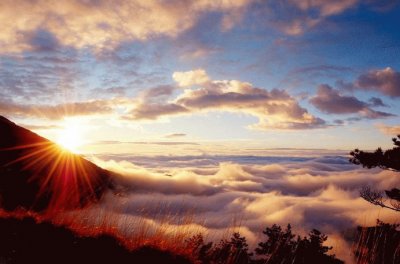 å³°å±±ç´…æ—¥