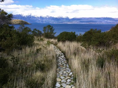 sendero al lago