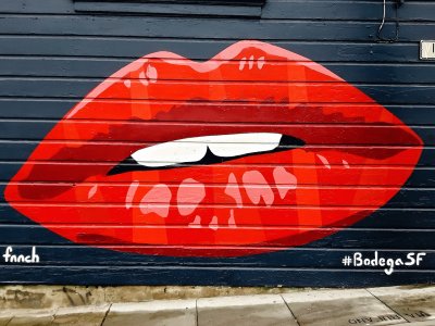 Grafitti-Labios Rojos.jpg