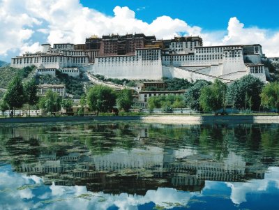 PALACIO EN EL TIBET