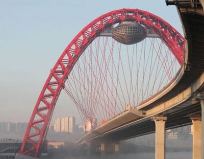 Zhivopisny Bridge in Moscow