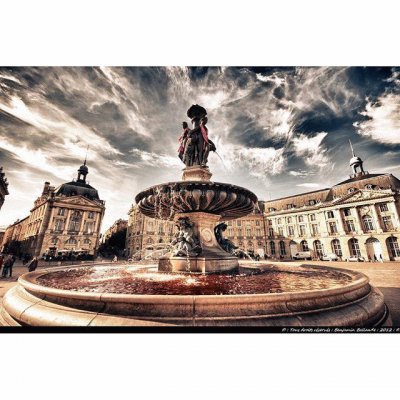 PLACE DE LA BOURSE. BORDEAUX