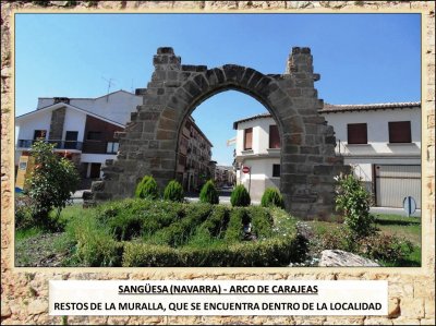 SANGÃœESA (NAVARRA) - ARCO DE CARAJEAS