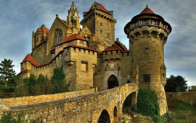 Kreuzenstein Castle-Alemania