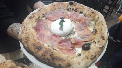 Pizza napoletana