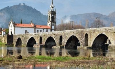 Ponte Medieval bridge, Lima River