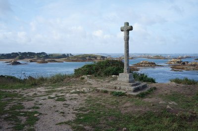 Ã®le de BrÃ©hat la croix de Maudez