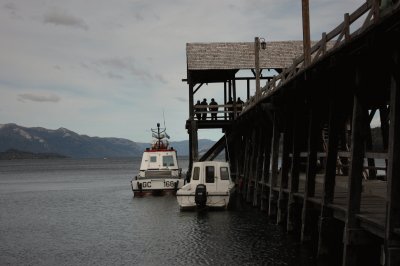 embarcaciones y muelle