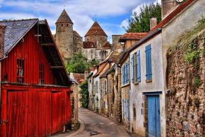 Semur-en Auxois-Francia