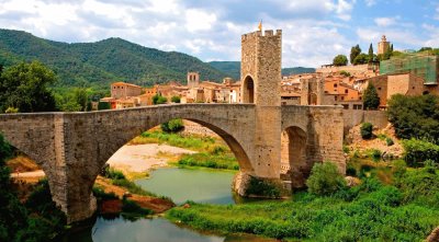 BesalÃº, medieval