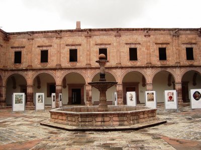 Centro Cultural Clavijero, Morelia.