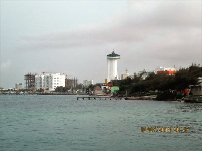 Faro en Puerto JuÃ¡rez CancÃºn.