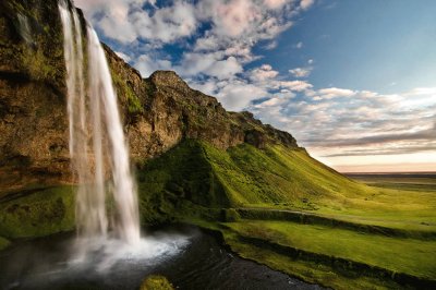 CACHOEIRAS: SELJALANDSFOSS (ISLÃ‚NDIA)