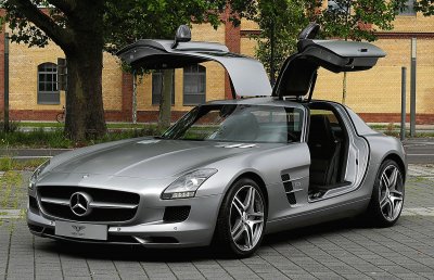 Mercedes AMG SLS 2011