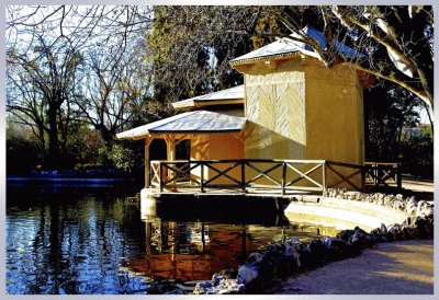 CabaÃ±a en el rÃ­o