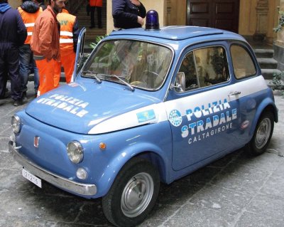 FIAT 500 poliziotta