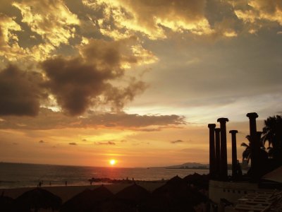 Puesta de sol en Puerto Vallarta.