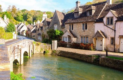 Angleterre Coastwalds village et pont