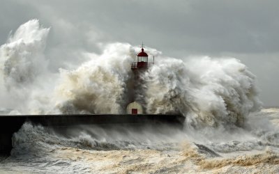 Phare dans la tempÃªte.