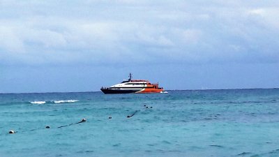 Transbordador en Playa del Carmen, Quintana Roo.