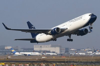 Blue Panorama Boeing 767-300 Italia