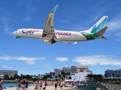 Caribbean Airline Boeing 737-800 Trinidad y Tobago