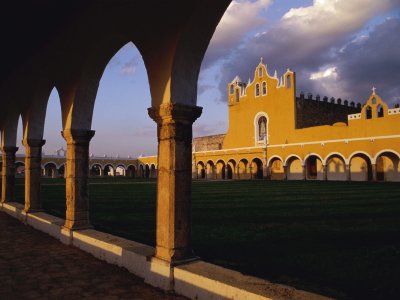 IZAMAL, YUCATAN