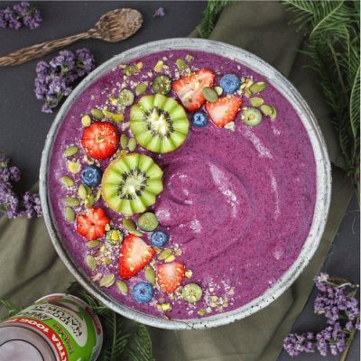 Healthy Blueberry Smoothie Bowl