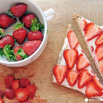 Bread With Strawberry