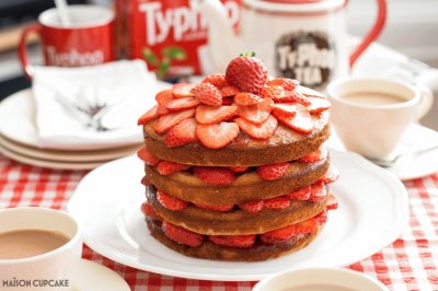 Strawberry Naked Cake