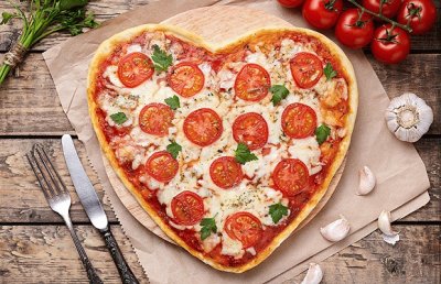 Heart Pizza