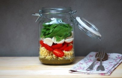 Jar salad