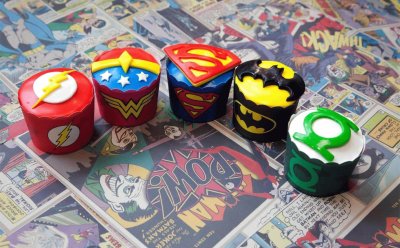 Super Heroes Cupcake