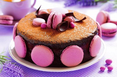 Macarons   Chocolate Cake