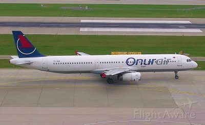 Onur Air Airbus A321 Turquia