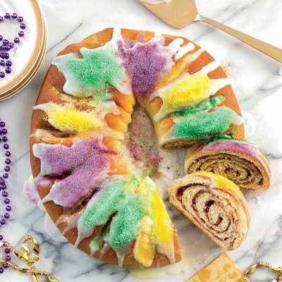 Cinnamon Pekan King Cake