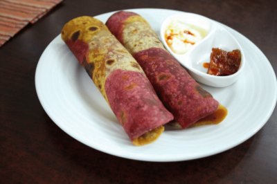 Beets   Carrot Paratha