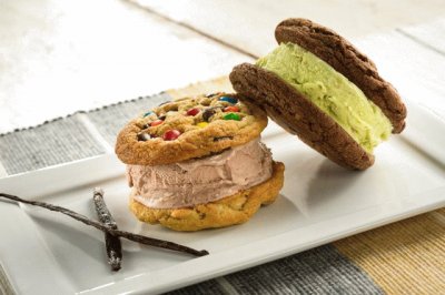 Ice Cookie Sandwich