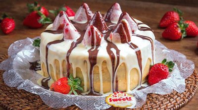 Strawberry Cake