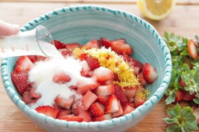 Strawberry Salad