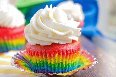 Rainbow Cupcake