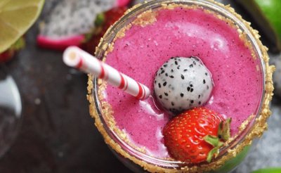 Dragon Fruit   Strawberry Juice