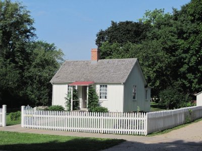 Herbert Hoover birthplace cottage