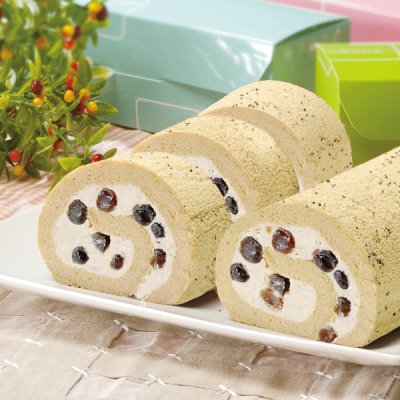 Boba cake roll