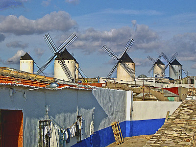 Molinos en Campos de Criptana-La Mancha