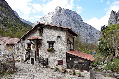 Bulnes-Asturias