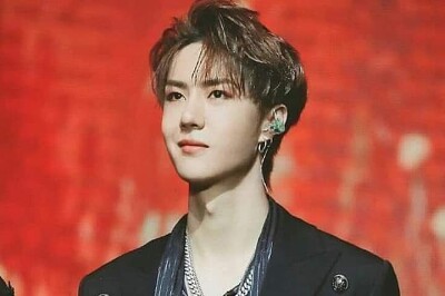 Chinese actor Wang Yibo